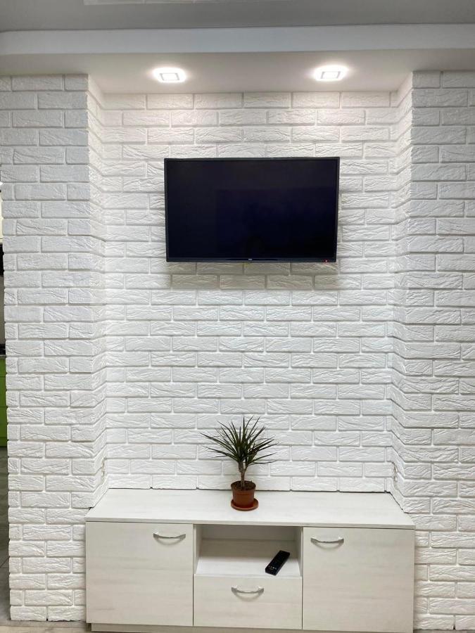 Suite Mira Avenue Center Двухкомнатная Квартира В Центре Возле Тц Цум Çernigiv Dış mekan fotoğraf